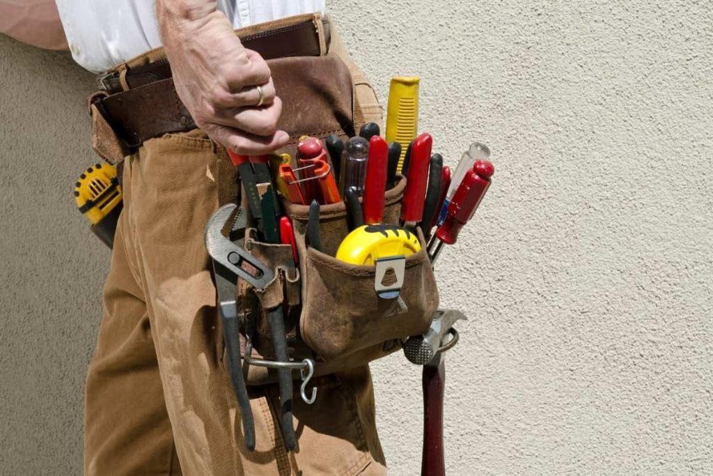 Diferencia entre electricista y técnico autorizado por UTE